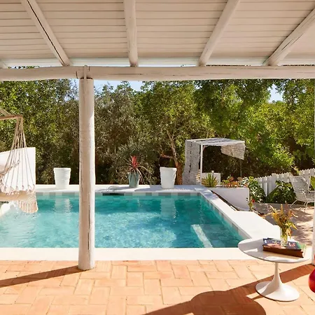 Almoada - Eclectic Boutique Villa *