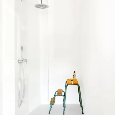 Almoada - Eclectic Boutique