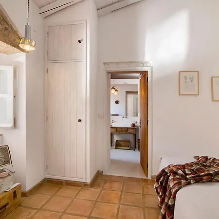 Almoada - Eclectic Boutique Villa *